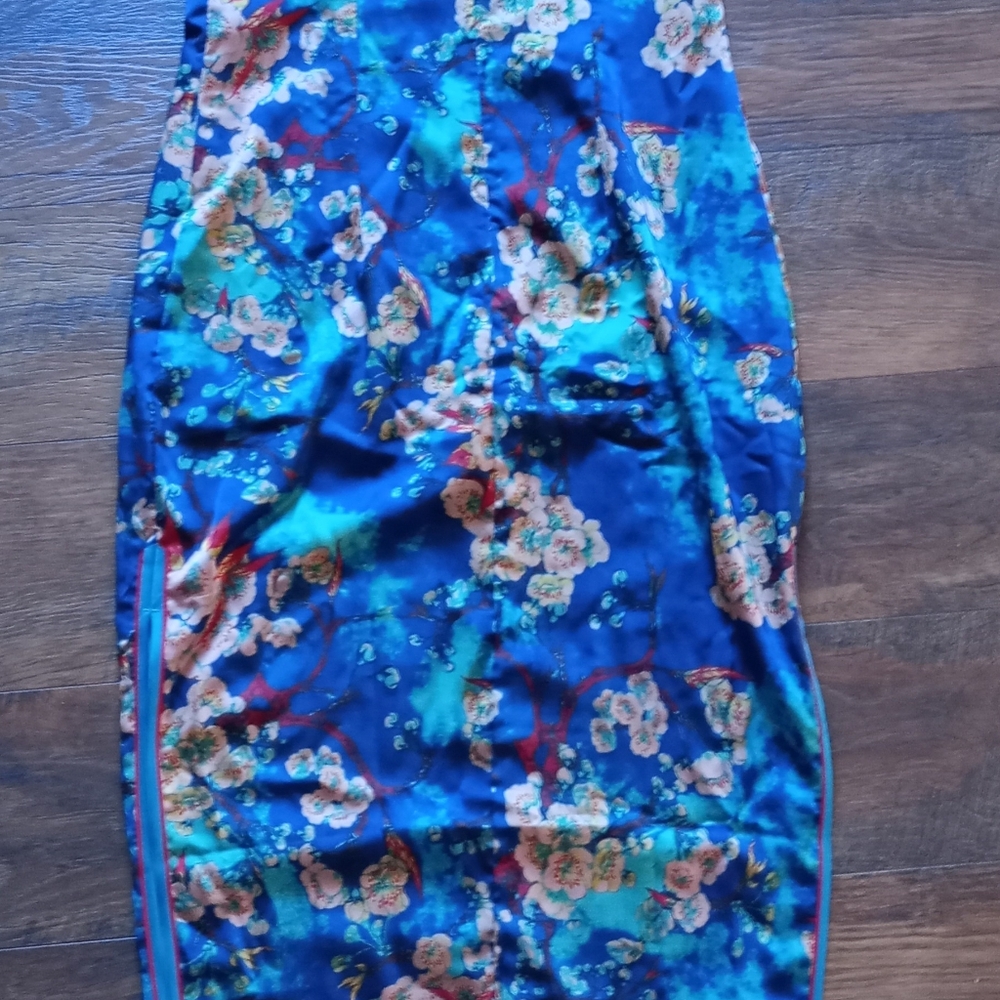 Beth and Brian Qipao blue floral Japanese dress size L - Picture 5 of 10